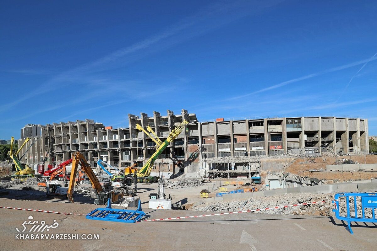 تصاویری جدید از تخریب ورزشگاه خانگی بارسلونا/ چمن نوکمپ همچنان به فروش میرسد!