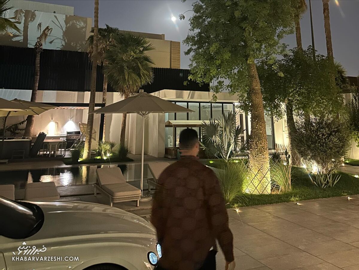 عکس| بازگشت جورجینا به عربستان و یک شب دونفره با رونالدو/ دست در دست هم با زرق و برق میلیوندلاری!