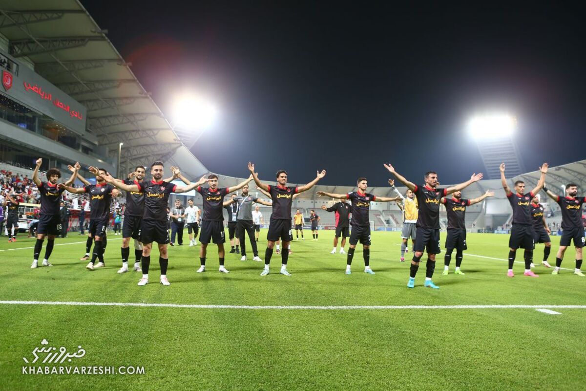 استقلال؟ پرسپولیس به پشت سرش نگاه نمیکند/ پرسپولیس بخواهد هر تیمی را شکست میدهد/ الدحیلیها از درد شکست متلک انداختند