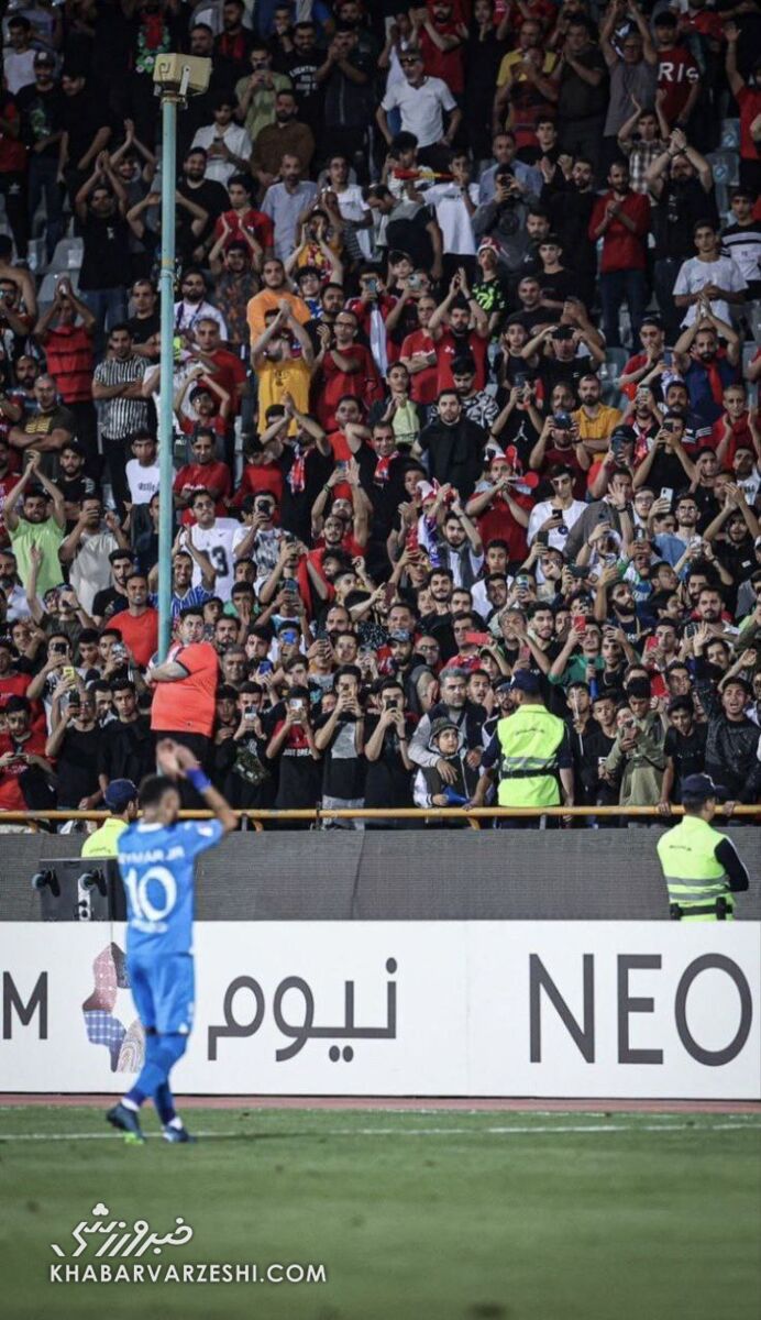 تصویری زیبا از تشکر نیمار از هواداران نساجی/ محبوبیت بالای مرد برزیلی در ایران