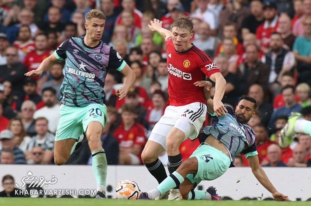 عکس| کابوس یک ایرانی مقابل منچستر/ تکل سامان قدوس زیر پای ستاره شیاطن سرخ