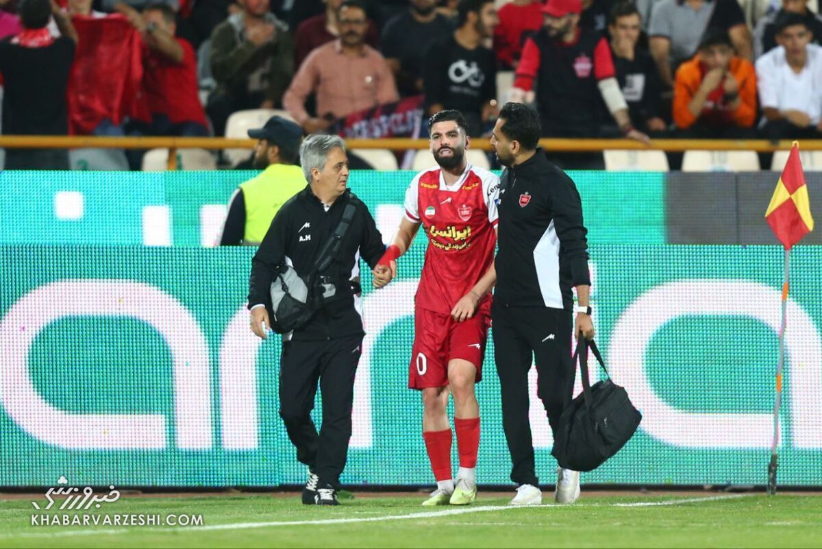 پرسپولیس کماکان تلفات میدهد/ بمب نقل و انتقالات فصل را از دست داد پرسپولیس کماکان تلفات میدهد/ بمب نقل و انتقالات فصل را از دست داد