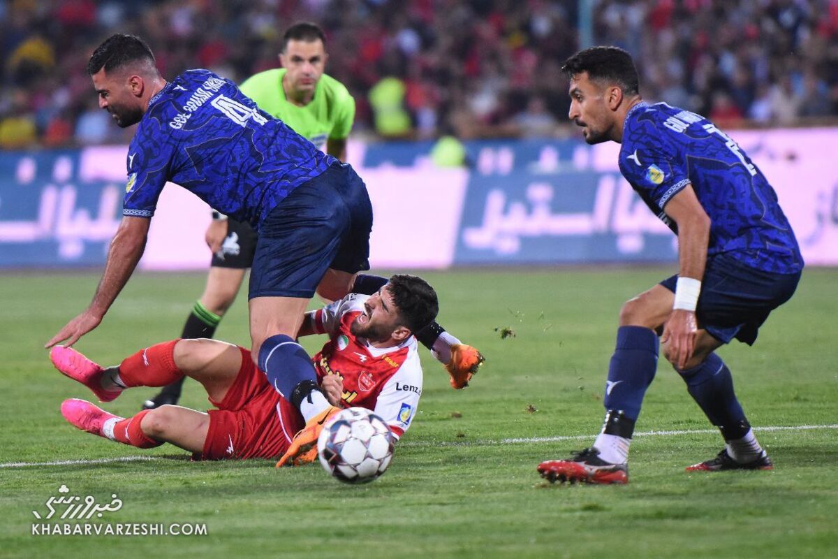 یک میلیون بدهید، پرسپولیس را از نزدیک ببینید! یک میلیون بدهید، پرسپولیس را از نزدیک ببینید!