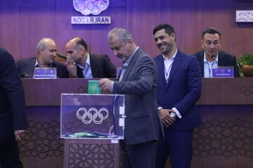 پشت پرده دست دست کردن مدیرعامل پرسپولیس برای خرید مهاجم خارجی