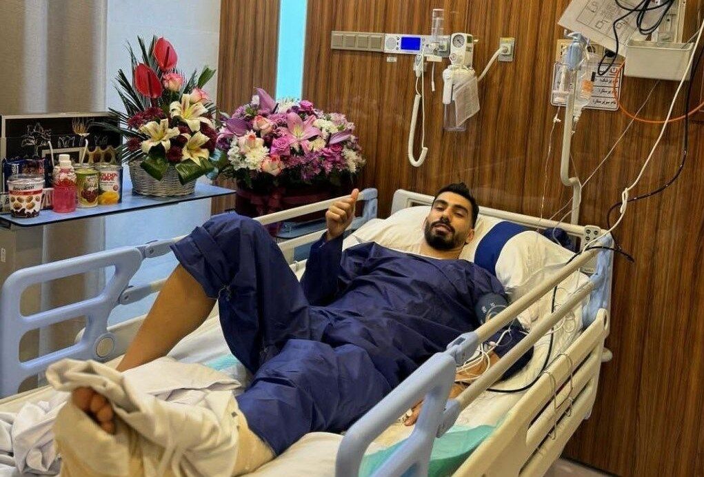 عکس| ستاره گرانقیمت سپاهان زیر تیغ جراحی