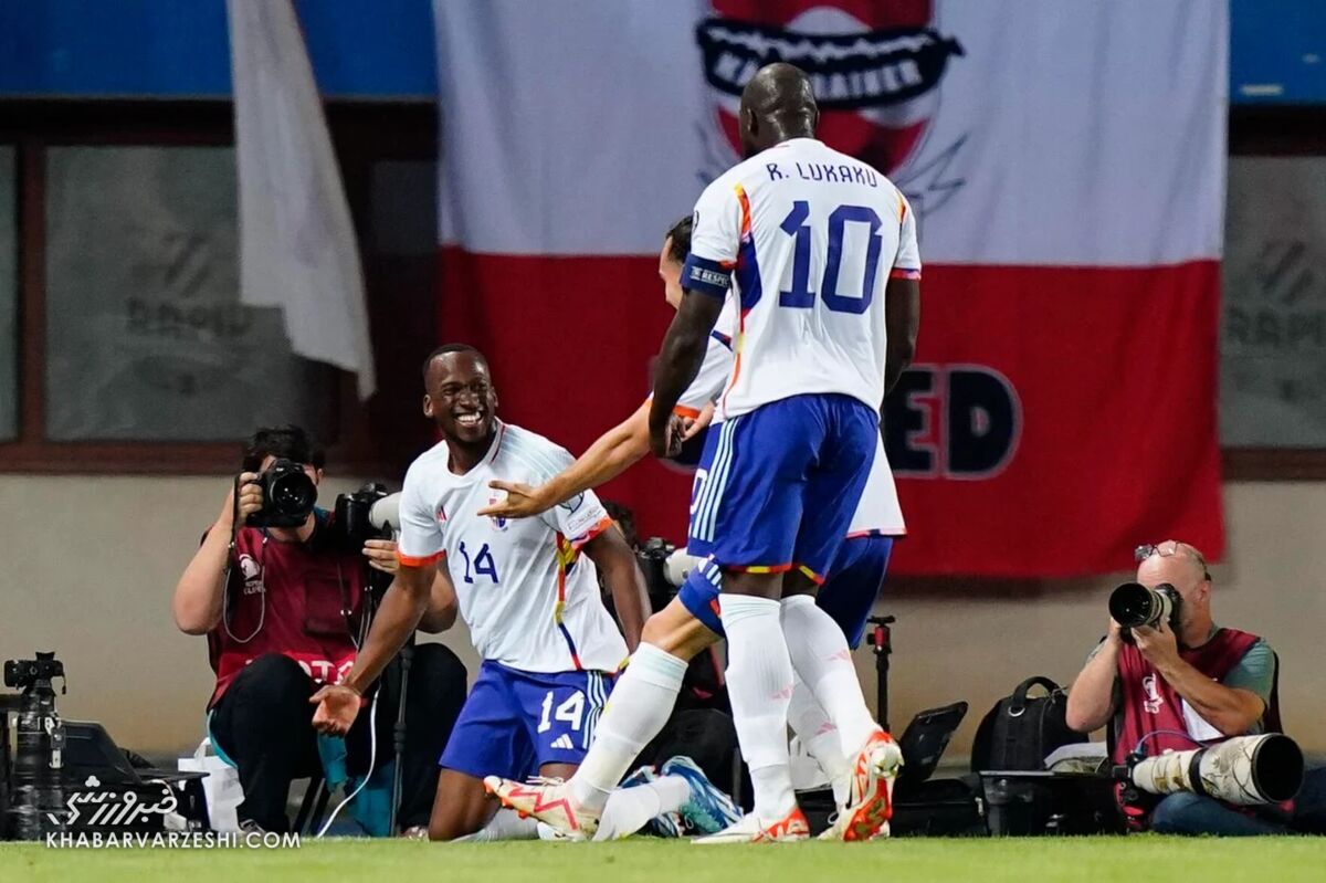 بازی حیثیتی را خروسها بردند/ سلسائوی اروپا با درخشش رونالدو به یورو رسید