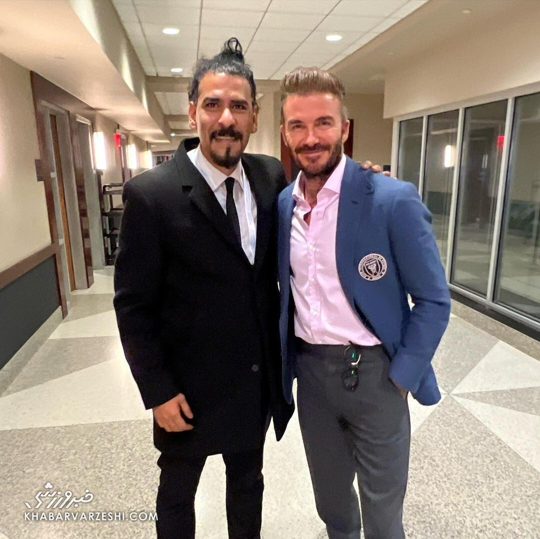 تصاویر| با یکی از خاصترین بادیگاردهای فوتبال آشنا شوید/ این مرد مصری اجازه نمیدهد صلاح هدیه باز کند!