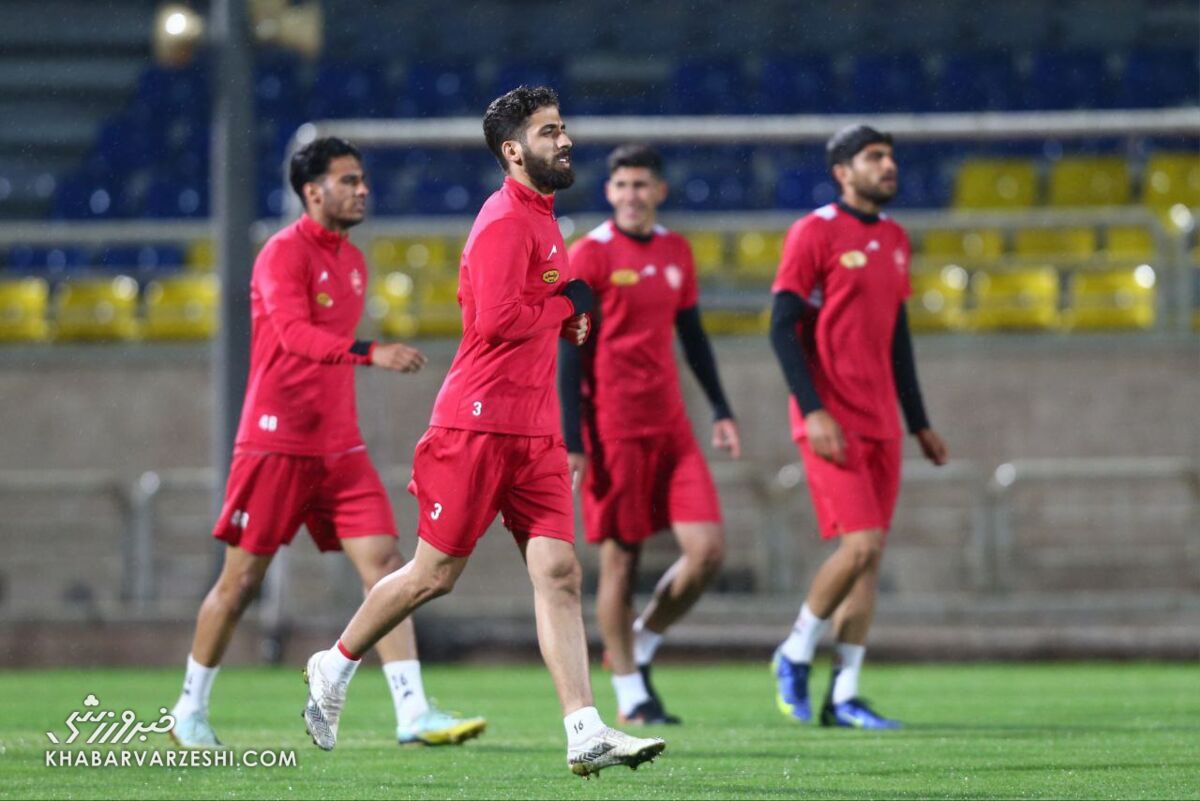 عکس| تمرین پرسپولیس در حال و هوای خاص ورزشگاه کاظمی