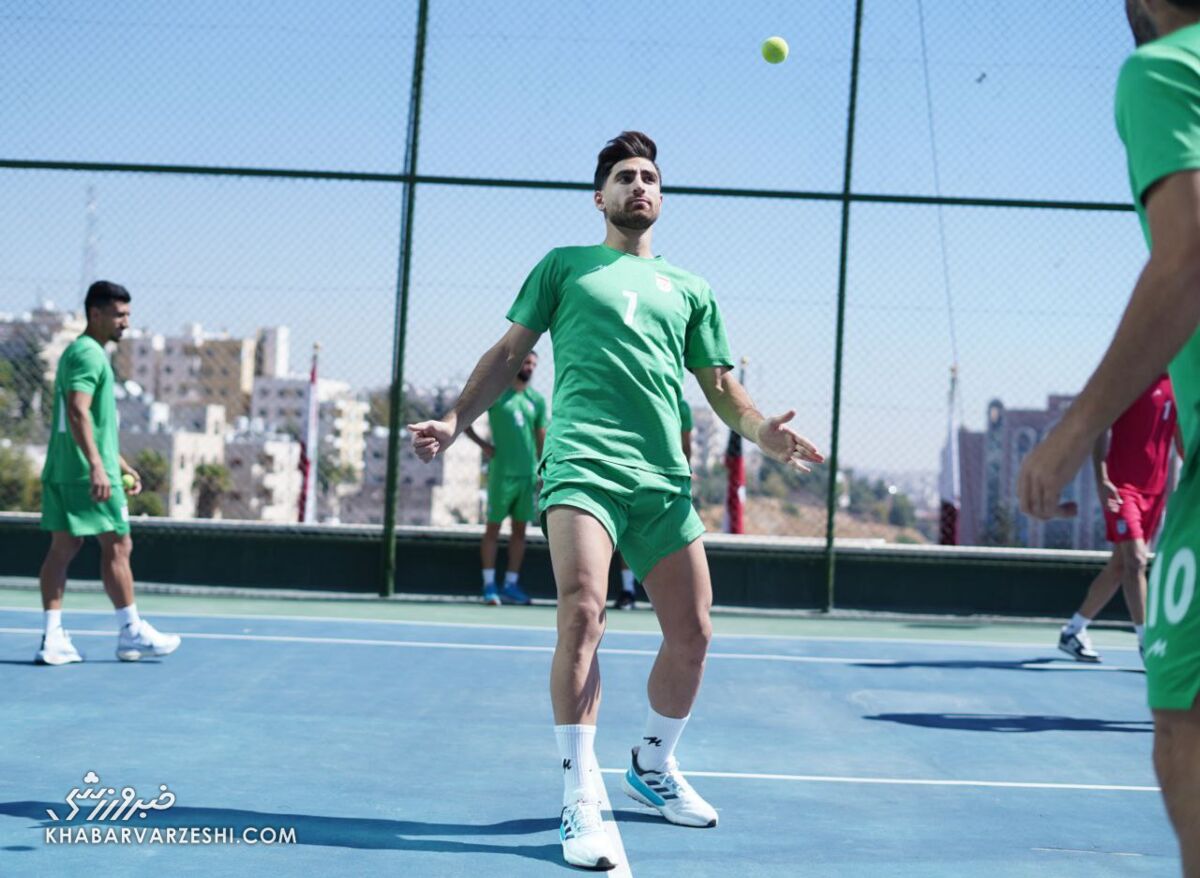 عکس| ستارههای ایران با توپ تنیس آماده نبرد با کیروش
