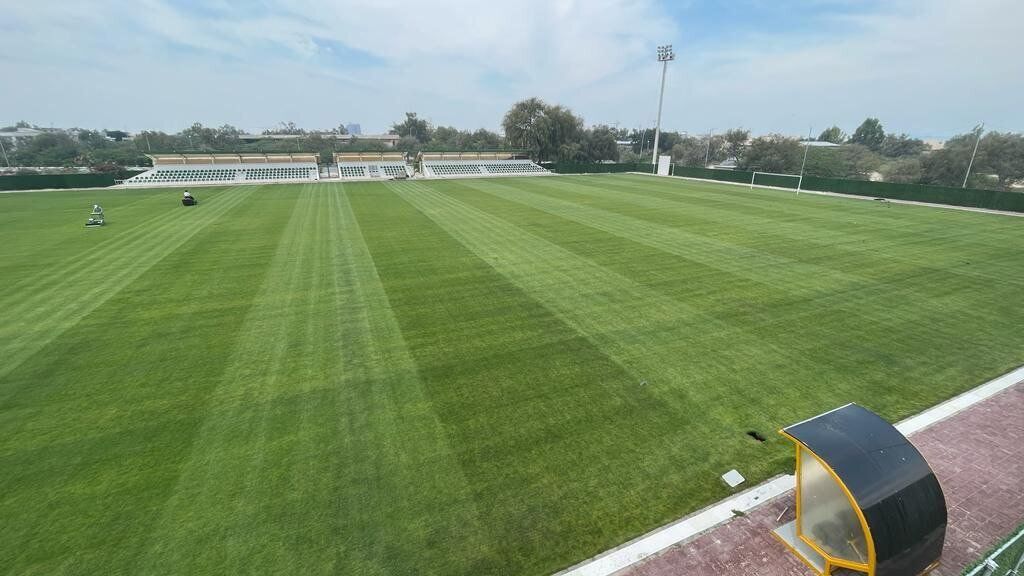 تصاویر| بازیهای خانگی استقلال در جزیره؟/ سفر نکونام و خطیر برای بازدید از میزبان احتمالی آبیها در ادامه مسابقات لیگ