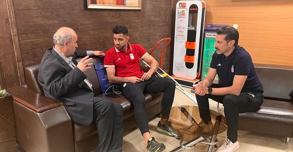عکس| عیادت رئیس فدراسیون از پورعلی گنجی