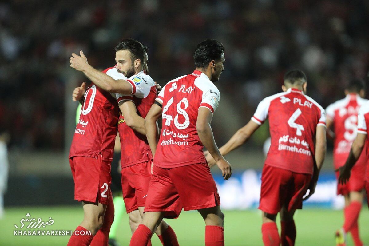 ناصر محمدخانی: سپاهان میتواند یک فرصت ویژه برای پرسپولیس باشد/ بدوست دارم پرسپولیس ببرد اما مساوی محتملتر است/ بعضی بازیکنان از ۱۰۰ به یکباره ۲۰ یا ۳۰ میشود