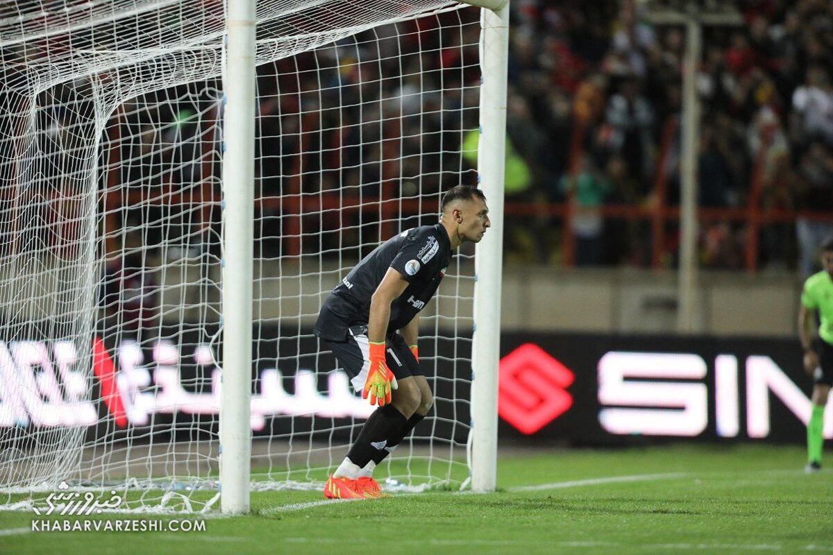 عکس| فریم به فریم با هتتریک آقای گل جدید پرسپولیس