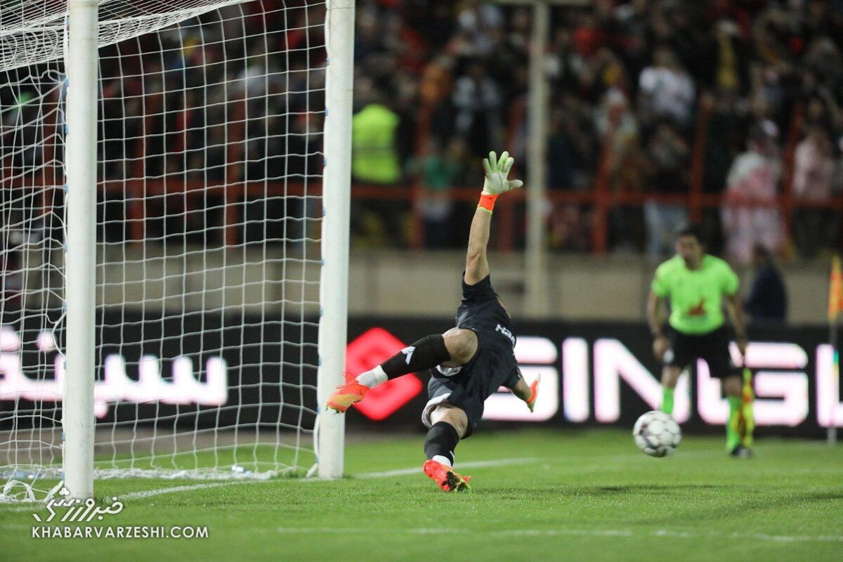 عکس| فریم به فریم با هتتریک آقای گل جدید پرسپولیس