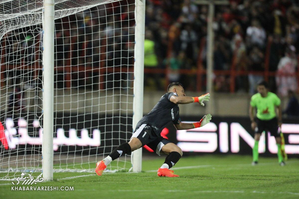 عکس| فریم به فریم با هت‌تریک آقای گل جدید پرسپولیس