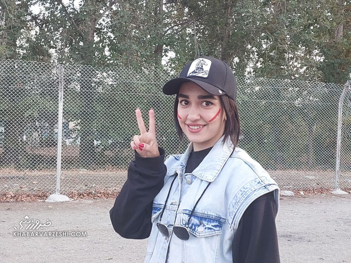 تصاویر| استقبال پرشور زنان از بازی پرسپولیس و استقلال