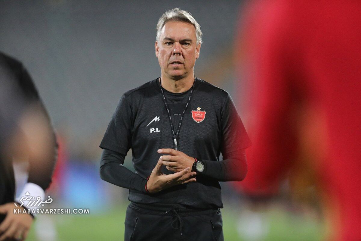 عکس| خداحافظی مربی اسپانیایی با هواداران پرسپولیس/ برای همه چیز از شما سپاسگزارم عکس| خداحافظی مربی اسپانیایی با هواداران پرسپولیس/ برای همه چیز از شما سپاسگزارم