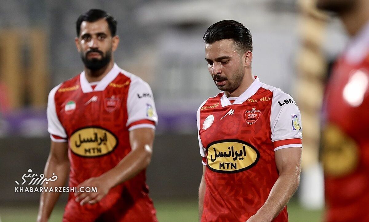 نقش پررنگ دو ستاره پرسپولیس در پایان دادن به درگیری ورزشگاه آزادی/ اصل ماجرا چه بود و از کجا شروع شد؟! نقش پررنگ دو ستاره پرسپولیس در پایان دادن به درگیری ورزشگاه آزادی/ اصل ماجرا چه بود و از کجا شروع شد؟!