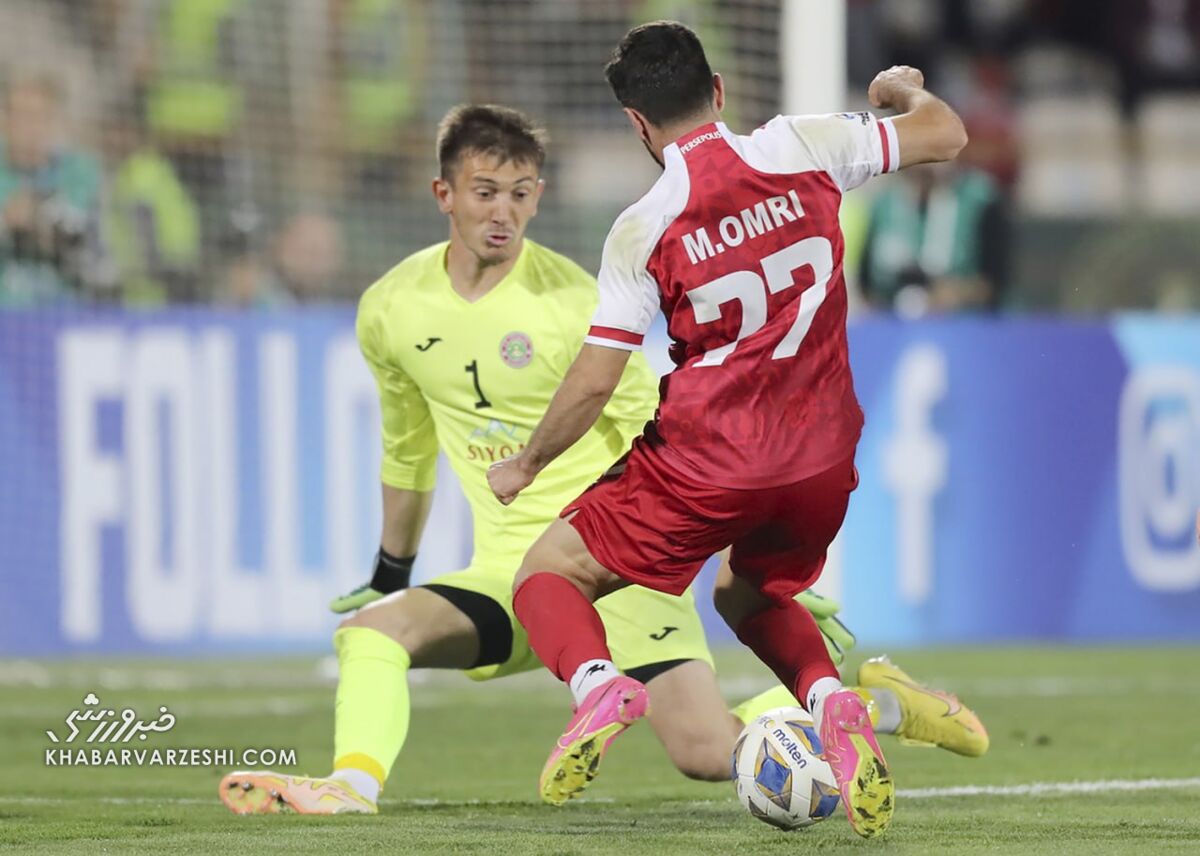 عکس| نبرد تنبهتن رستم با جنجگوی ارتش پرسپولیس در تهران