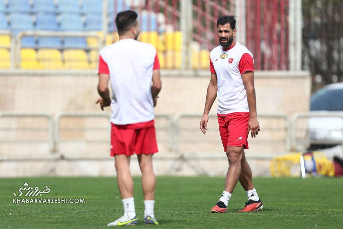 عکس| رفیعی و کنعانیزادگان پس از درگیری لفظی!/ مهمترین قاب تمرین پرسپولیس