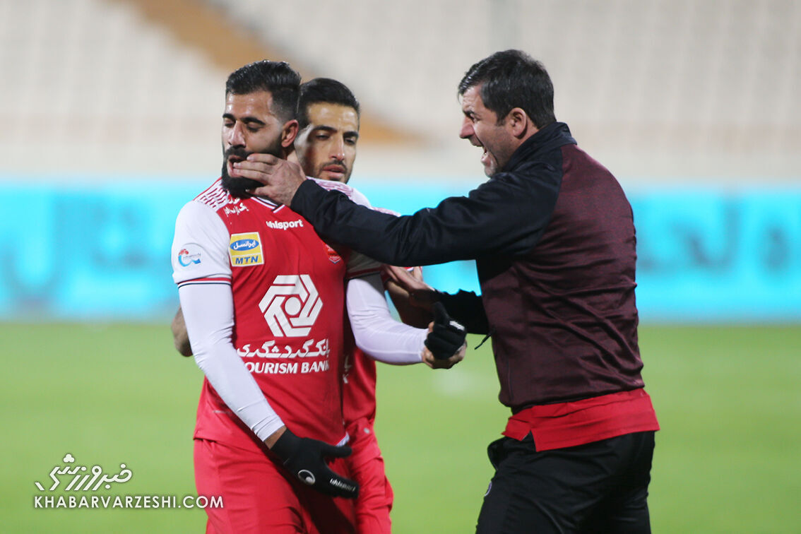 از فاجعه اتوبوس تیم ملی تا سیلی محکم کریم باقری تو صورت کنعانیزادگان/ با خود چه میکنی محمدحسین؟!