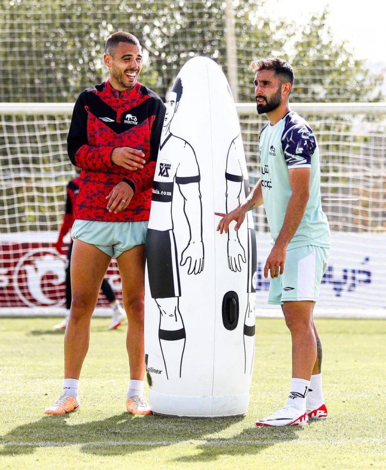 عکس| پایان شایعات در خصوص اختلاف جنجالی ۲ سرخپوش