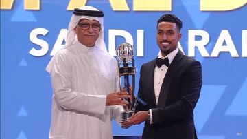 ویدیو| سالم الدوسری به عنوان مرد سال فوتبال آسیا انتخاب شد
