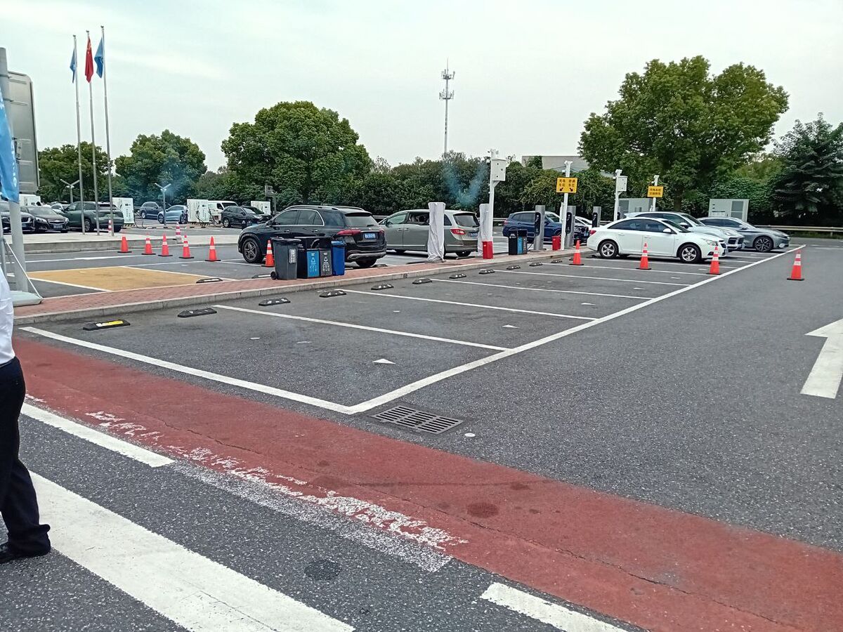 جایگاه شارژ خودروی برقی