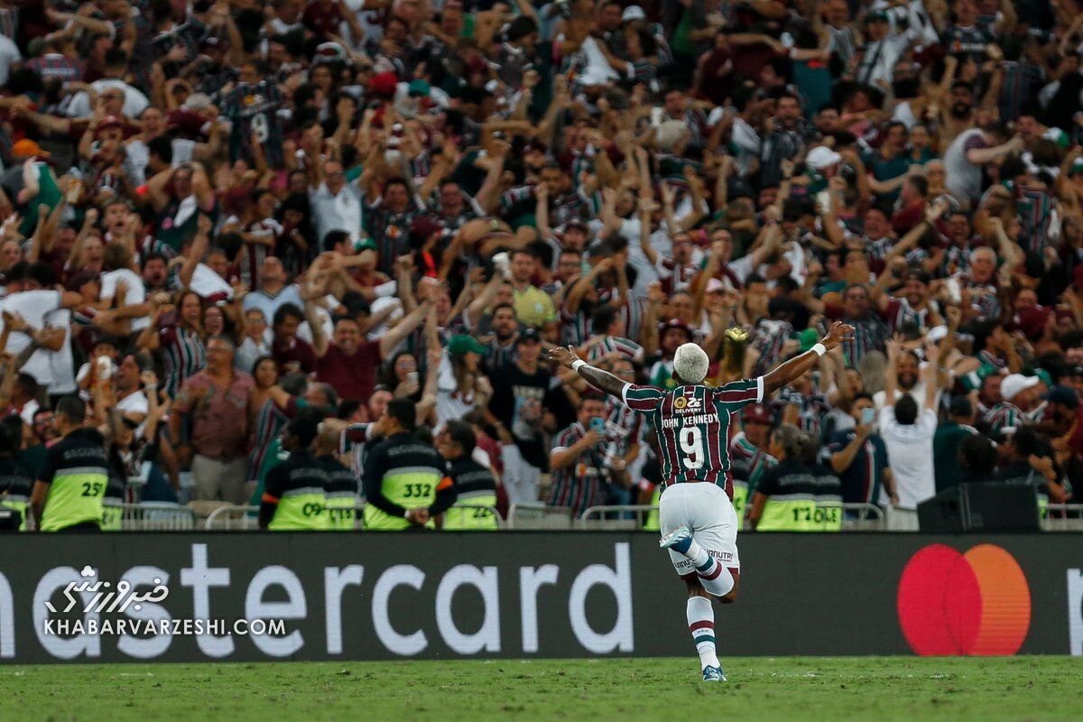 قهرمانی دراماتیک و تاریخی تیم برزیلی در لیبرتادورس/ کاپیتان سابق رئال جام را بالای سر برد