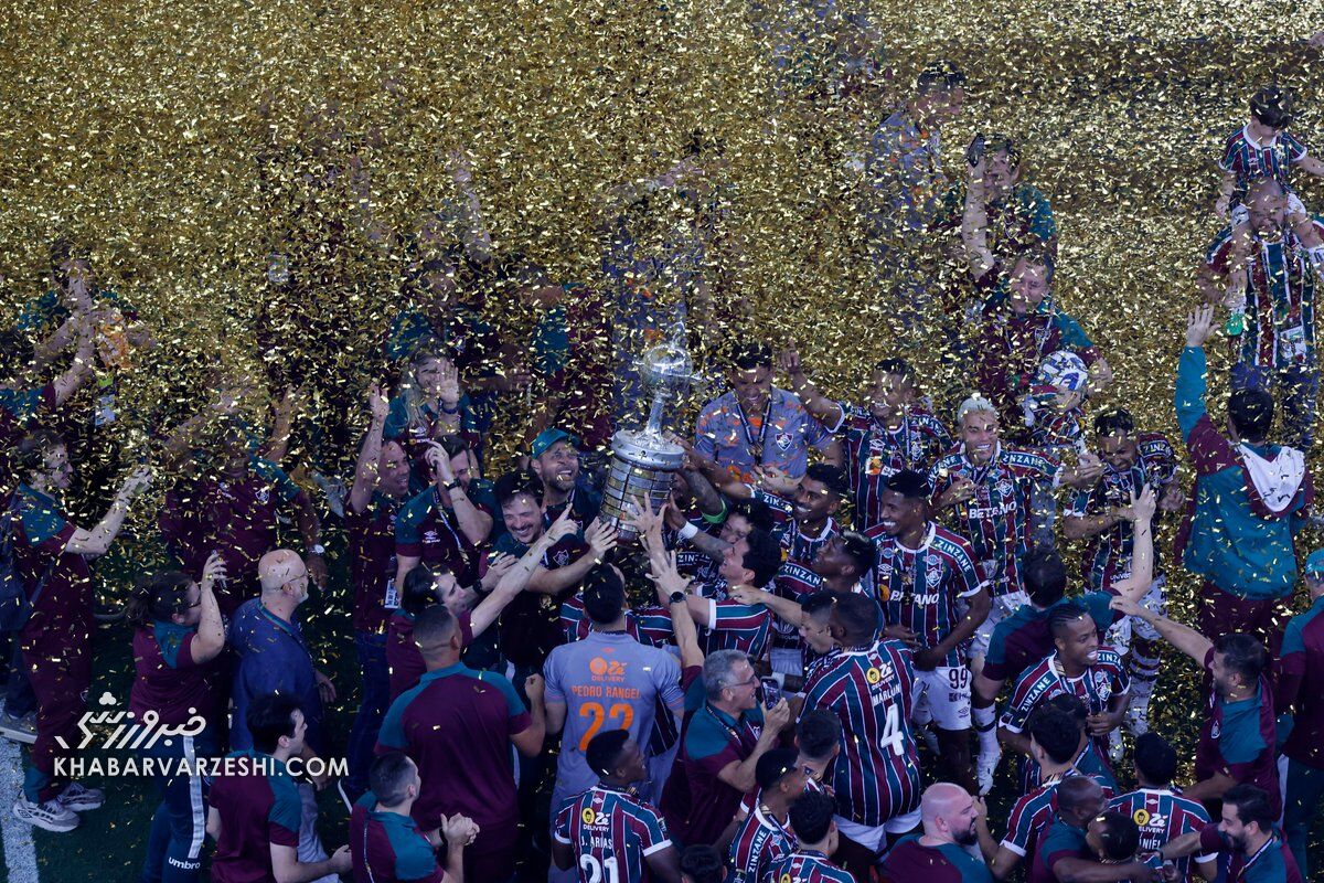 قهرمانی دراماتیک و تاریخی تیم برزیلی در لیبرتادورس/ کاپیتان سابق رئال جام را بالای سر برد