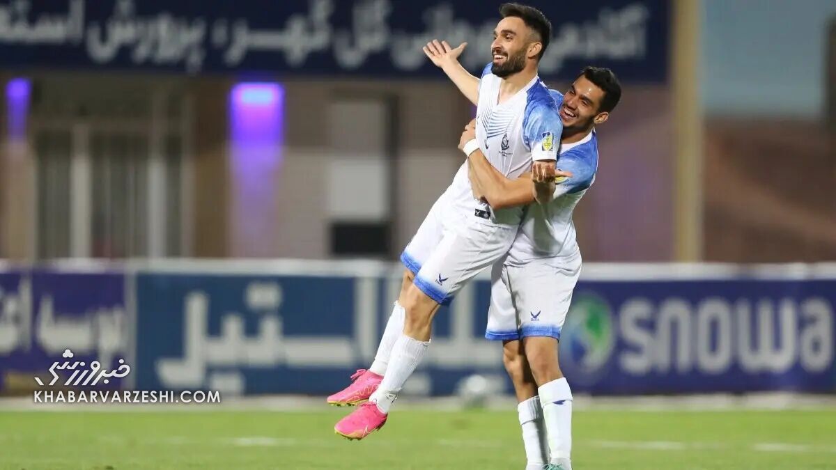 هایجک مهاجم مدنظر استقلال/ گزینه آبیها به گلگهر پیوست هایجک مهاجم مدنظر استقلال/ گزینه آبیها به گلگهر پیوست