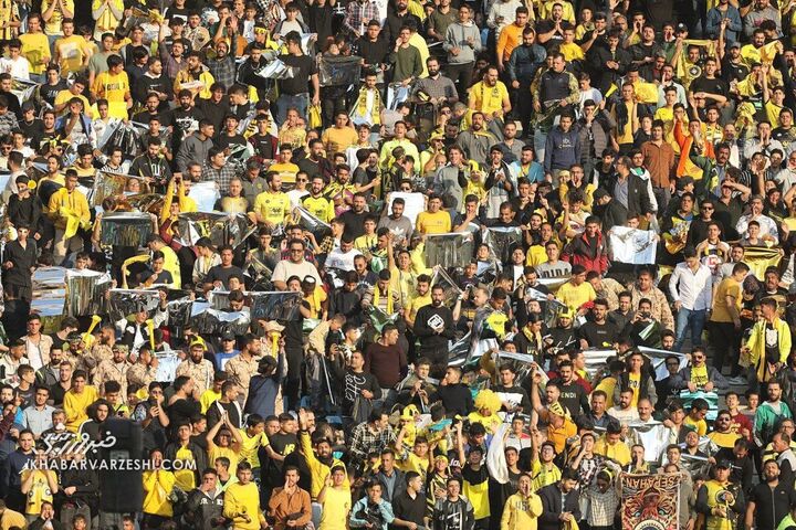 هواداران سپاهان؛ سپاهان - پرسپولیس