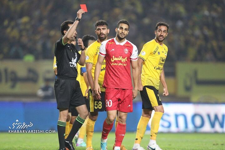 اخراج شهاب زاهدی؛ سپاهان - پرسپولیس