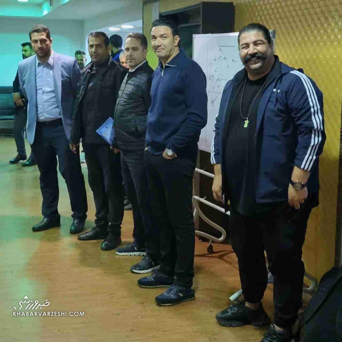 رویای نافرجام بهنام بانی: دلم میخواهد سرود قهرمانی استقلال را من بخوانم