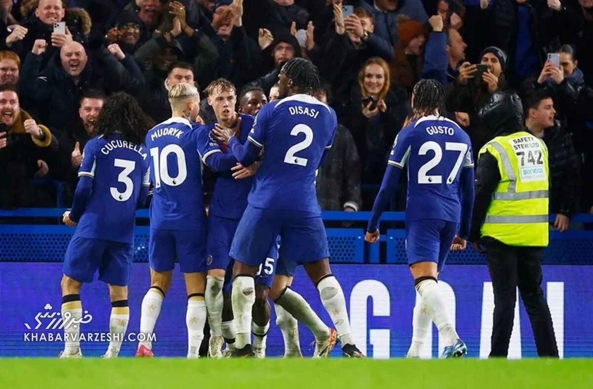 عشق و حال رقبا در لندن!/ نبرد هیجانانگیز آبیپررنگ و آبیکمرنگ برنده نداشت