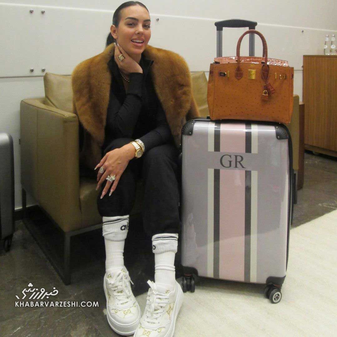 مسافرت جورجینا