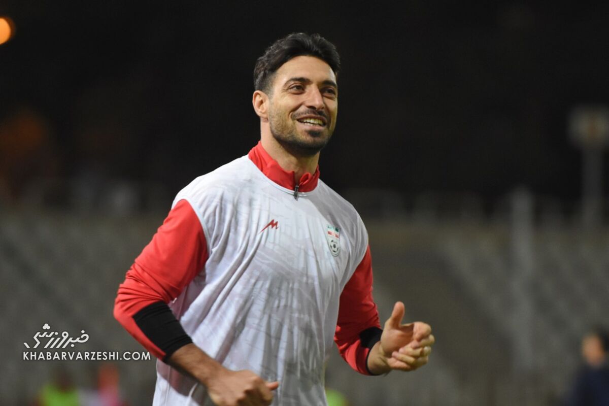 عکس| رابطه گرم شجاع و کاپیتان استقلال پس از هیس جنجالی