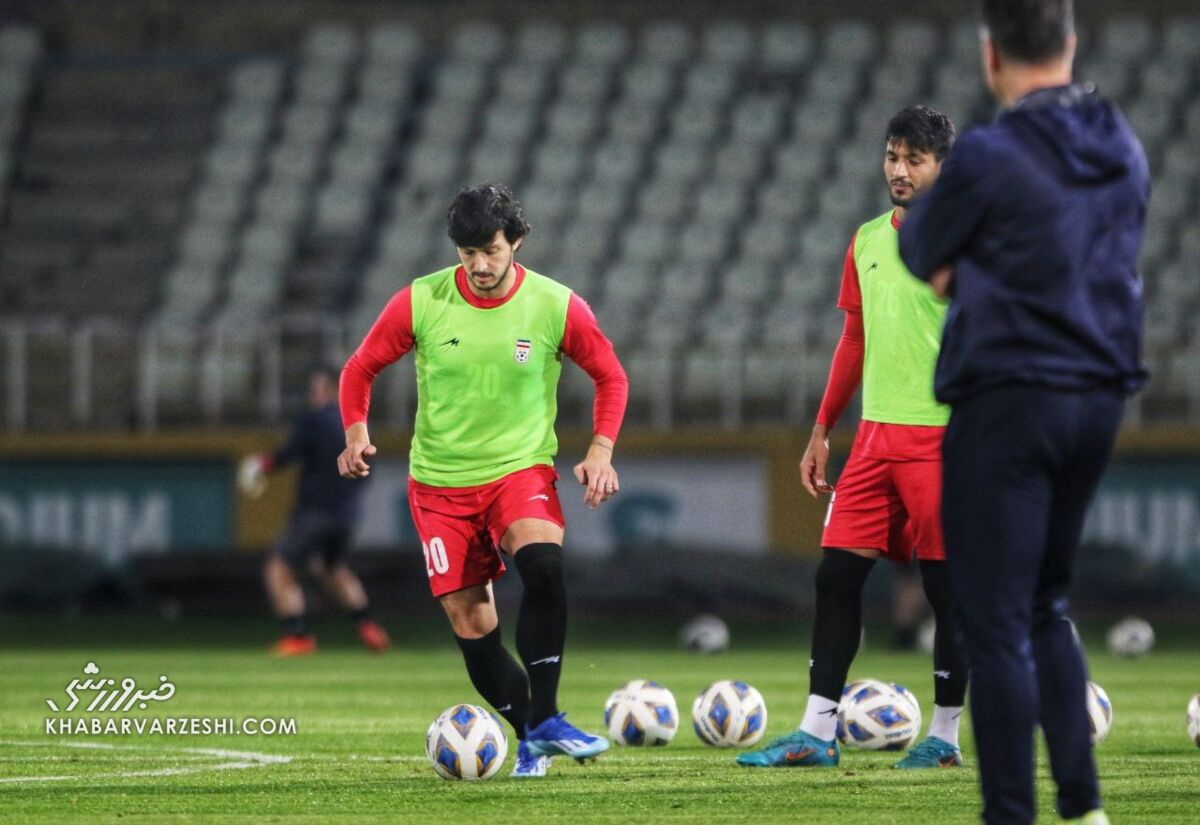 عکس| سردار آزمون در اکباتان به تیم ملی رسید عکس| سردار آزمون در اکباتان به تیم ملی رسید