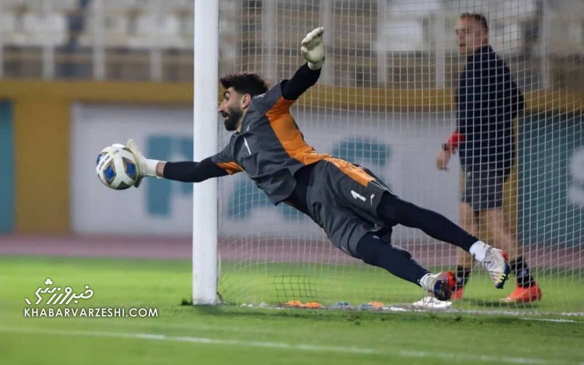 عکس| بیرانوند به ستاره جوان تیم ملی رحم نکرد/ حرکات موزون شماره یک پرسپولیس مقابل چشمان قلعهنویی