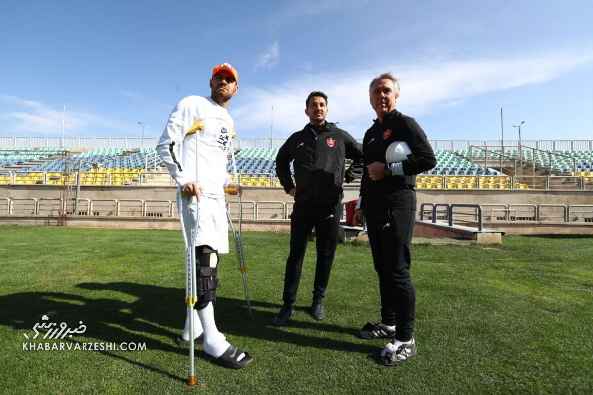 عکس| رونمایی از تیپ خاص ستاره پرسپولیس در کنار یحیی