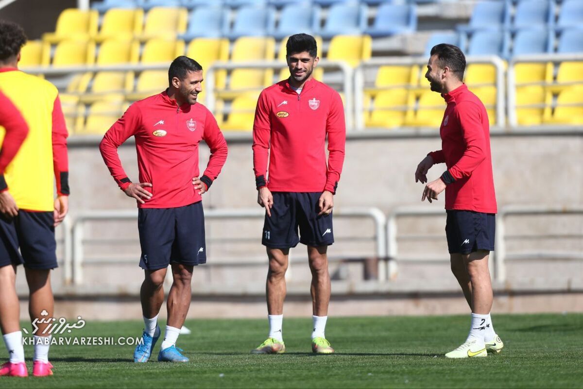 ستاره پرسپولیس باز هم سوتی داد، یحیی به فکر فرو رفت! ستاره پرسپولیس باز هم سوتی داد، یحیی به فکر فرو رفت!