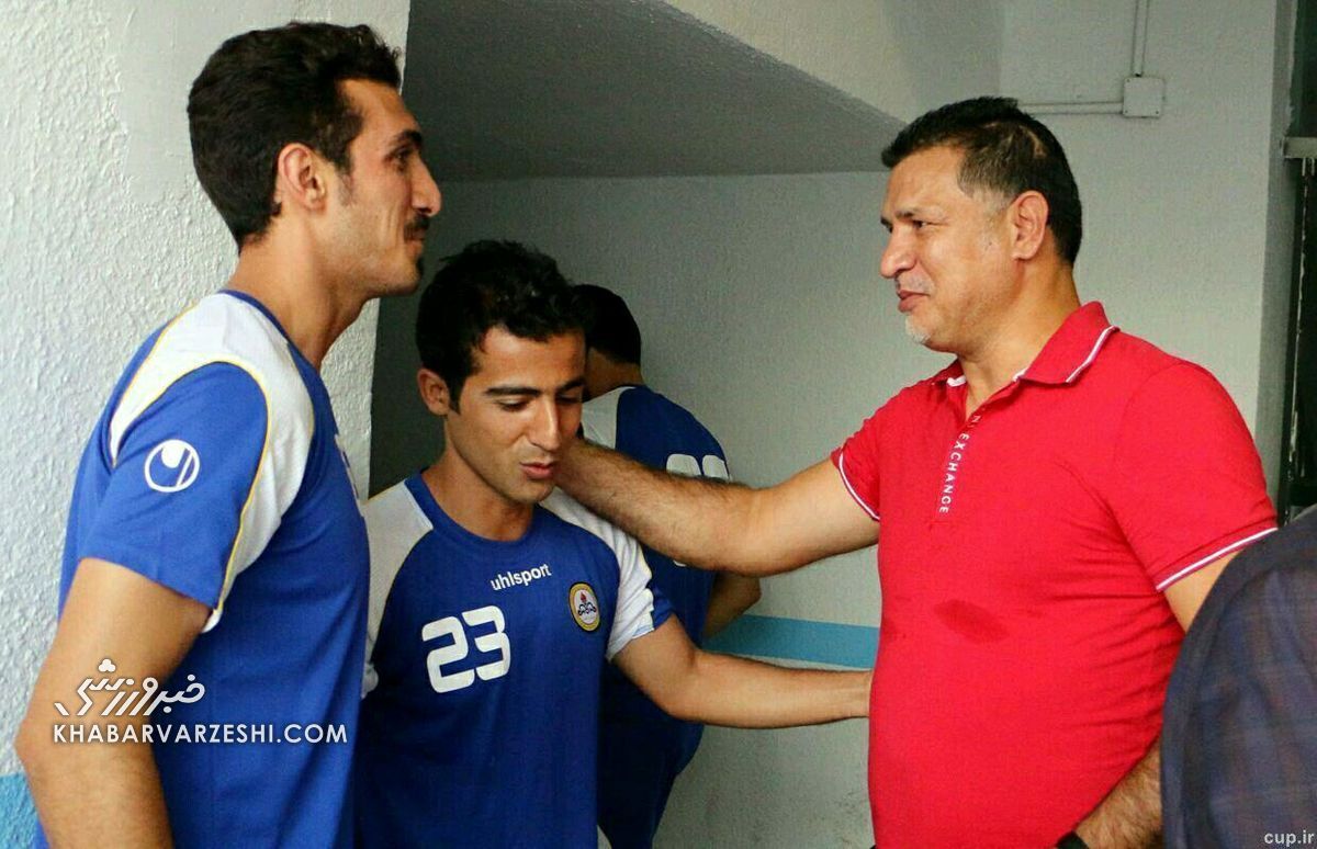 اشتباهات کار دست حرفهایها هم میدهد/ اعتراف دیرهنگام ستارههای استقلال و پرسپولیس؛ حقانیت خبرورزشی بعد از ۱۵ سال ثابت شد/ شمشیر دولبه تیم ملی یا تیمهای بزرگ! اشتباهات کار دست حرفهایها هم میدهد/ اعتراف دیرهنگام ستارههای استقلال و پرسپولیس؛ حقانیت خبرورزشی بعد از ۱۵ سال ثابت شد/ شمشیر دولبه تیم ملی یا تیمهای بزرگ!