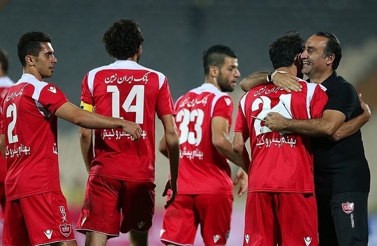 عکس| خبرسازترین چهره پرسپولیس در آغوش کاپیتان ابدی