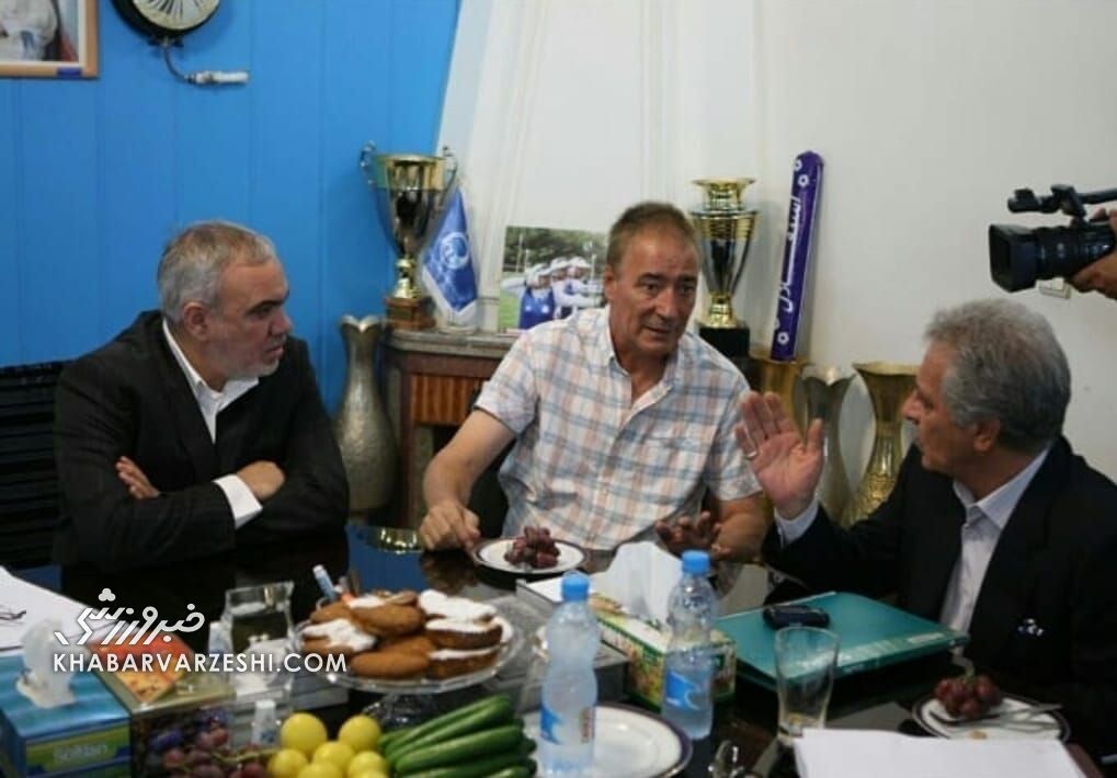 فتحاللهزاده: از باشگاه استقلال خط دادند تا به من حمله کنند/ ستاره سوم استقلال را به ناصر حجازی بدهکارم/ بهخاطر چک بازیکن استقلال ساختمانم را فروختم