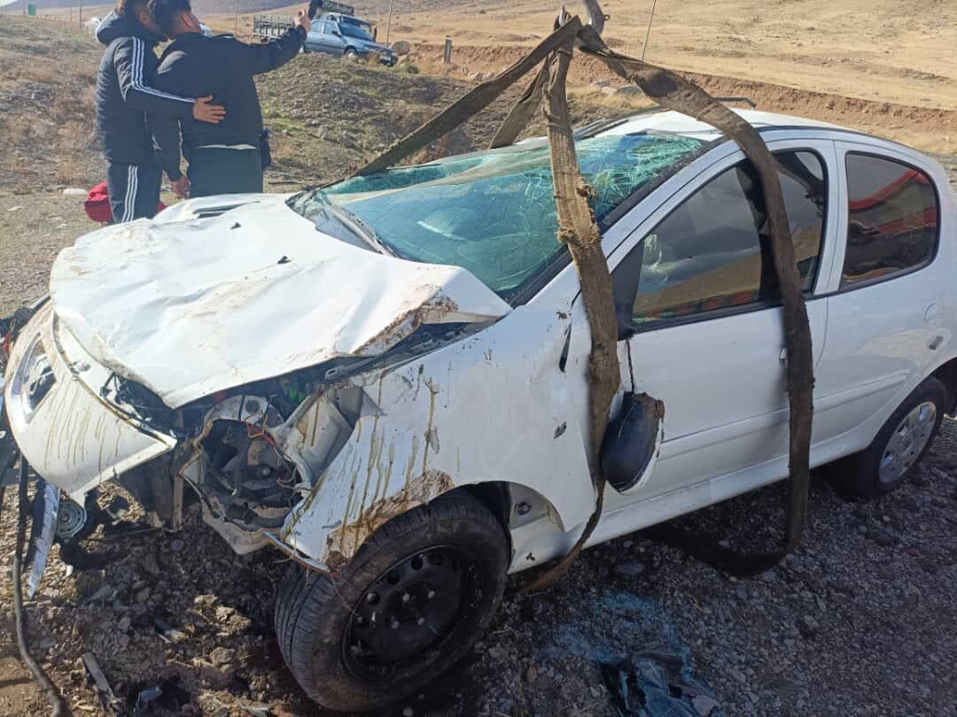 عکس| تصادف وحشتناک مهاجم سابق پرسپولیس/ بازیکن لیگ برتری از شاخبهشاخ شدن با کامیون گریخت اما...