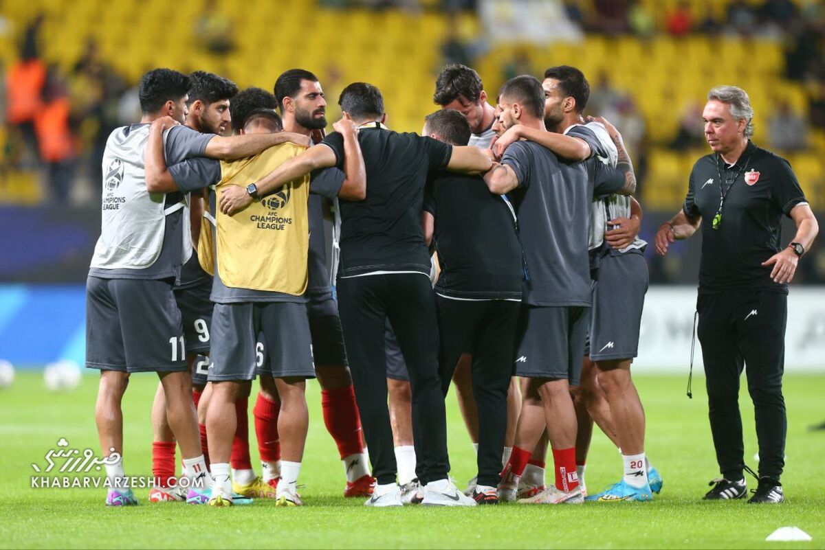 النصر از چنگال پرسپولیس گریخت/ سرخها در عربستان به صعود امیدوار شدند