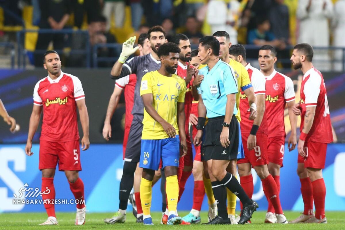 داور پنالتی میگرفت هم رونالدو توپ را به بیرون میزد/ پرسپولیس با کلکسیون فوتبالیستهای جهان مساوی کرد