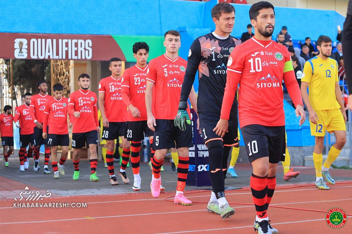 عکس| استقلال دوازدهمین جام قهرمانی را با پیراهن قرمز گرفت! عکس| استقلال دوازدهمین جام قهرمانی را با پیراهن قرمز گرفت!