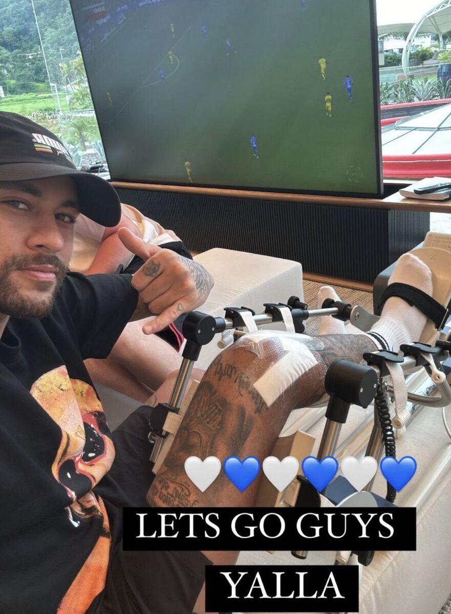 عکس| تماشاگر ویژه الهلال - النصر/ سلفی رقیب قدیمی رونالدو پای بازی