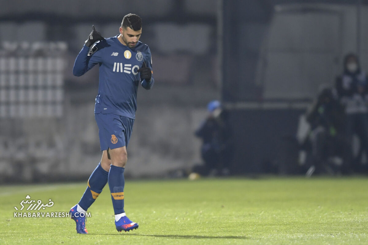 ویدیو| طارمی بعد از مدتها ترک عادت کرد/ گلزنی مهاجم ایرانی پورتو به فامالیکائو ویدیو| طارمی بعد از مدتها ترک عادت کرد/ گلزنی مهاجم ایرانی پورتو به فامالیکائو